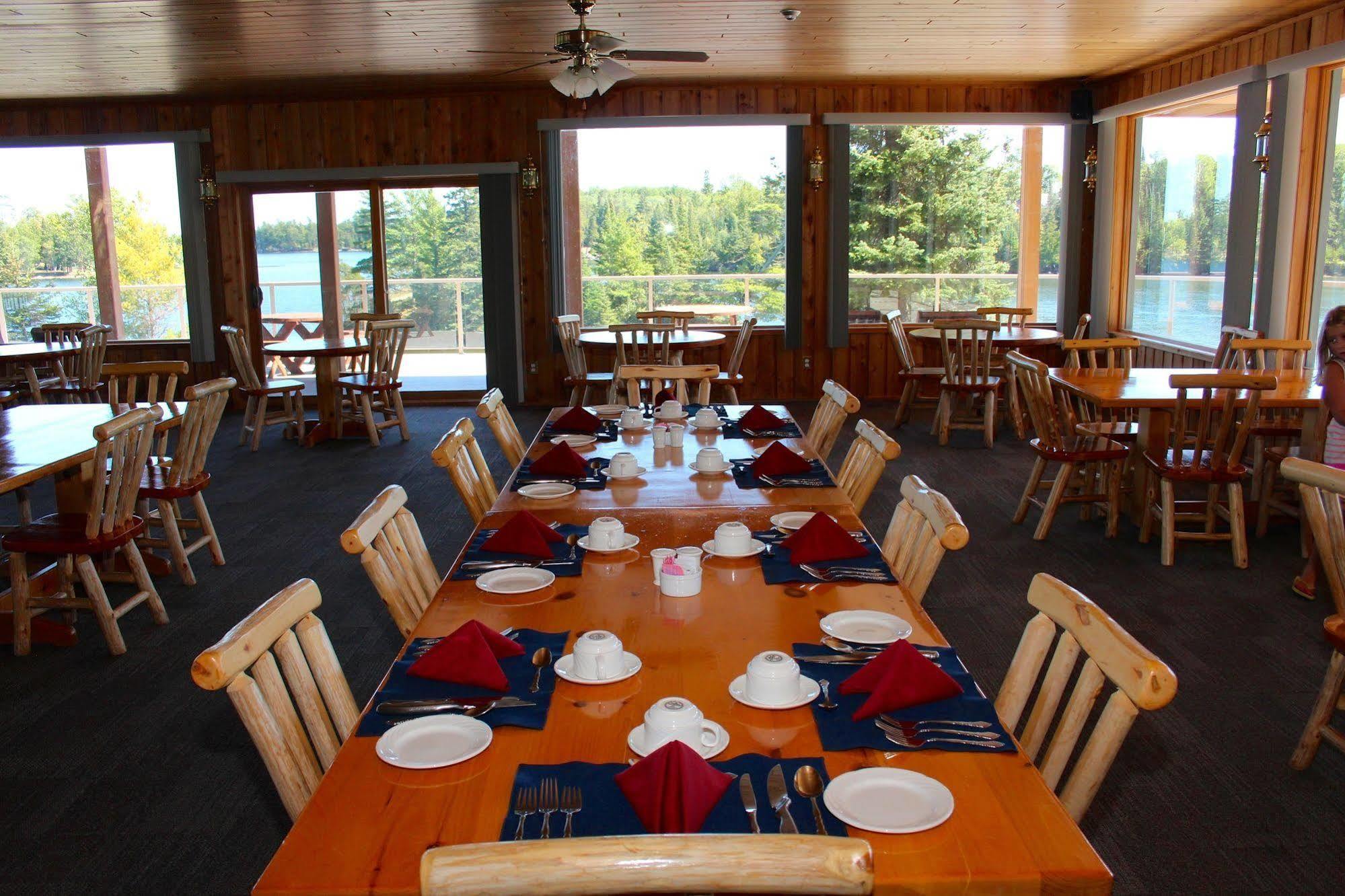 Totem Resorts Sioux Narrows Bagian luar foto